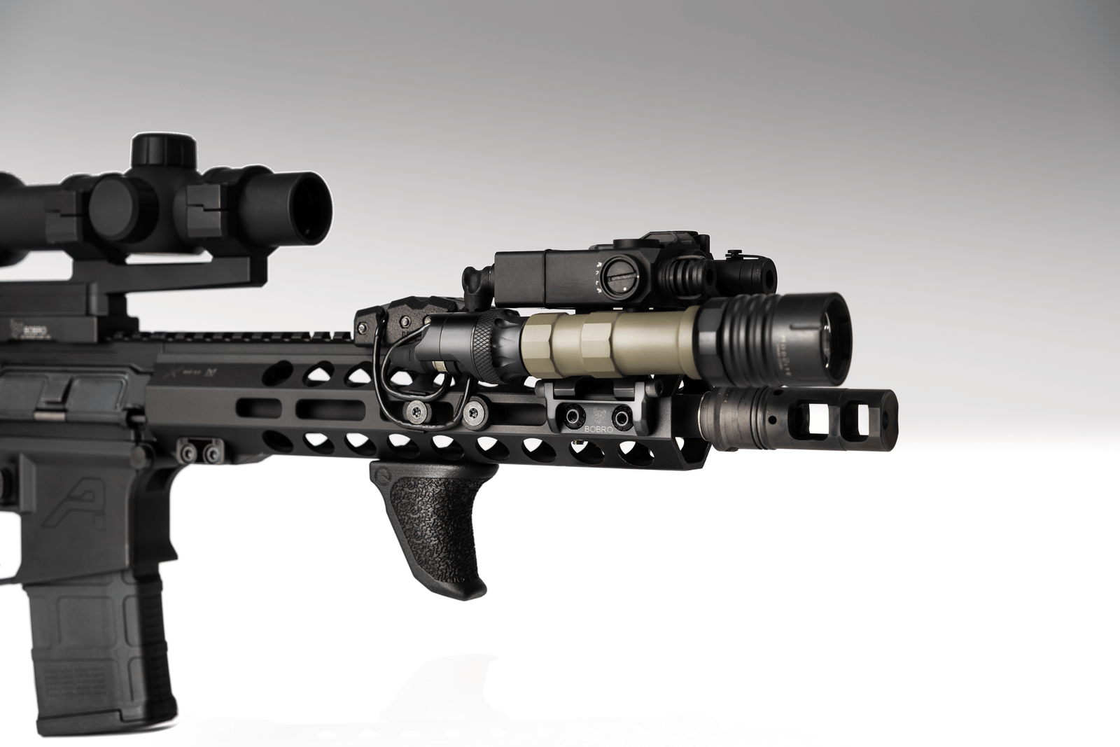 MLOK FIXED PIVOTING FLASHLIGHT MOUNTBM2FP000003